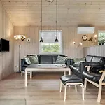 Beautiful In With Sauna Hébergement de vacances *